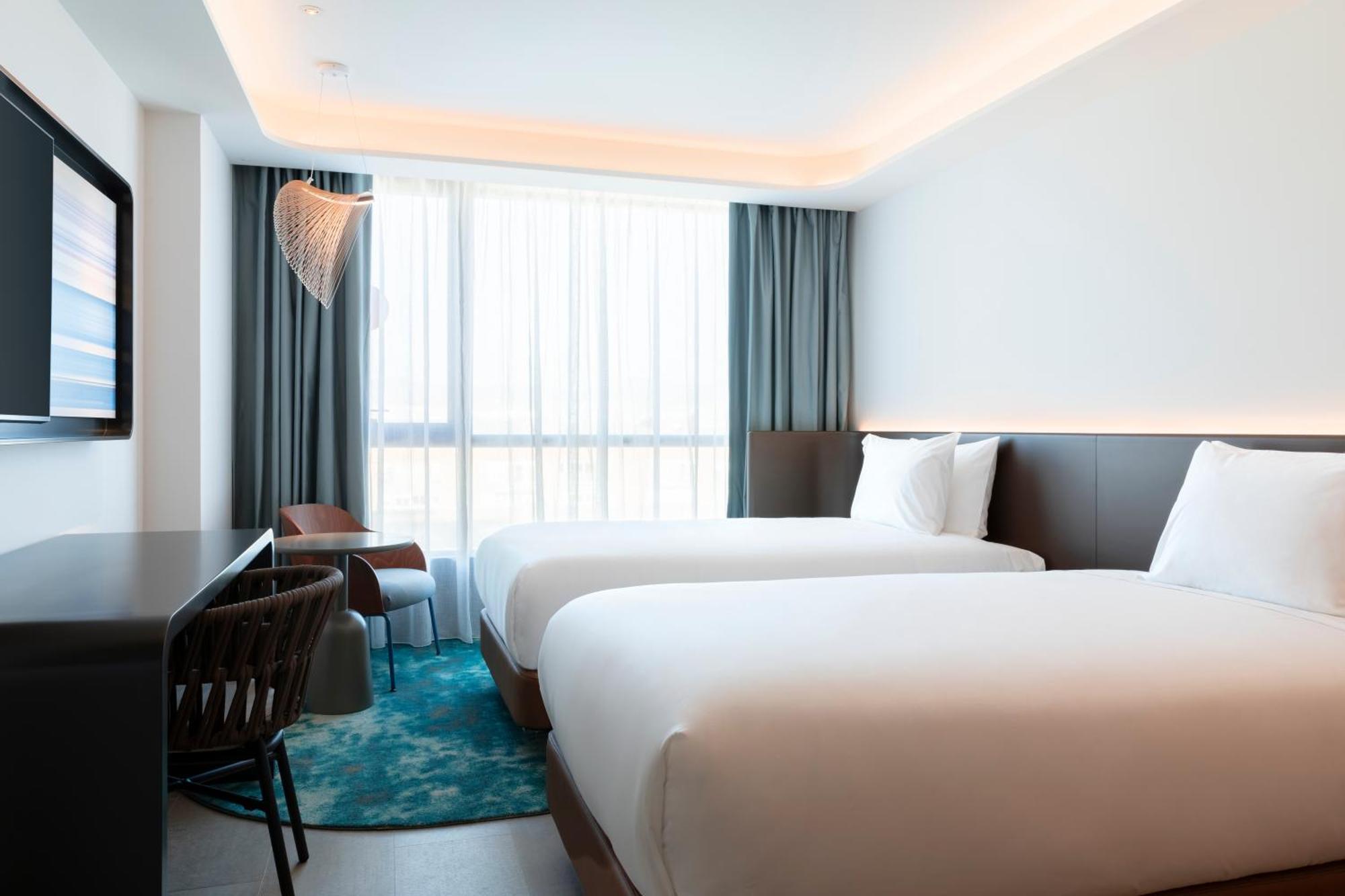 Labtwentytwo Barcelona, A Tribute Portfolio Hotel By Marriott エクステリア 写真
