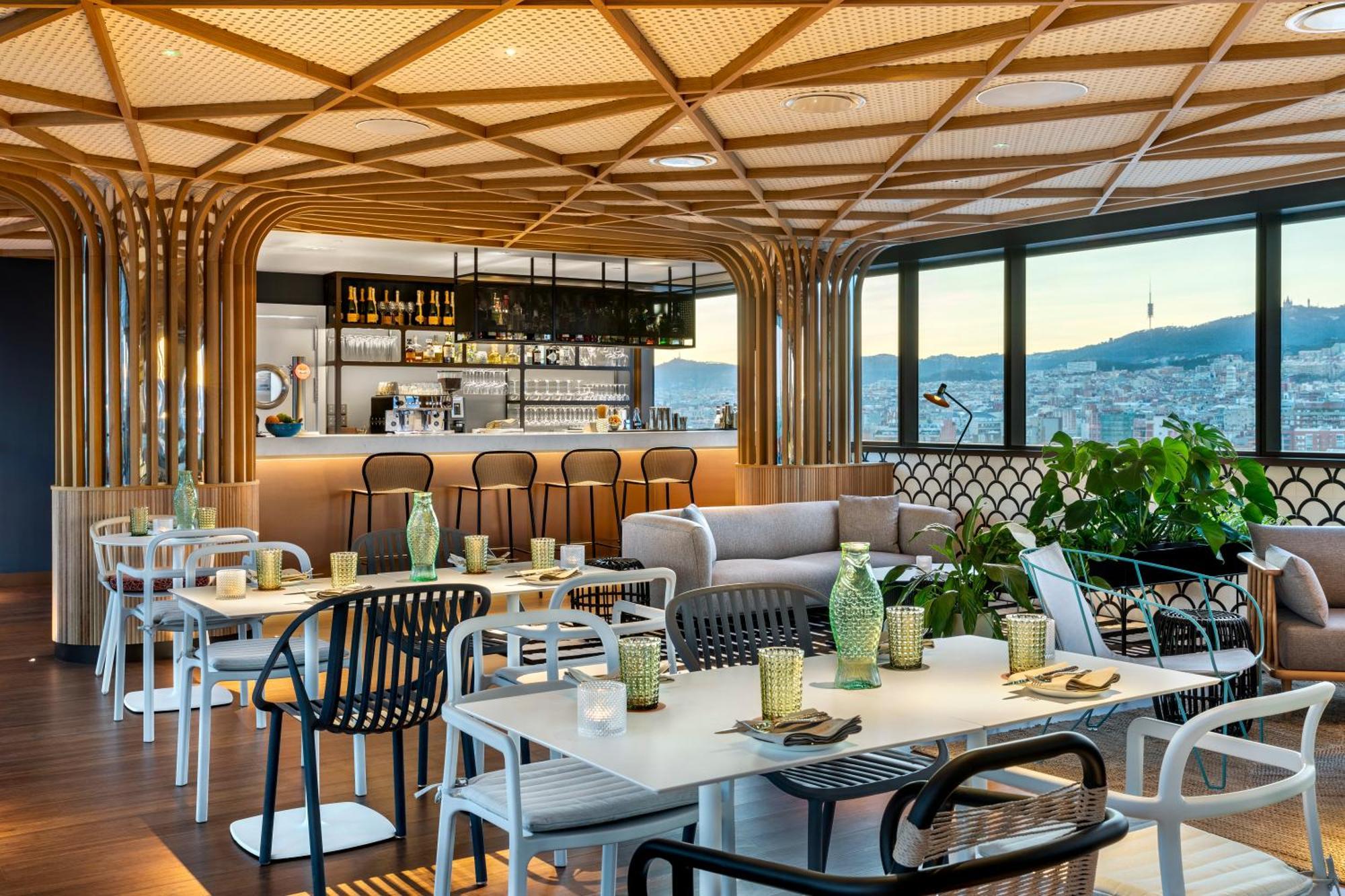 Labtwentytwo Barcelona, A Tribute Portfolio Hotel By Marriott エクステリア 写真