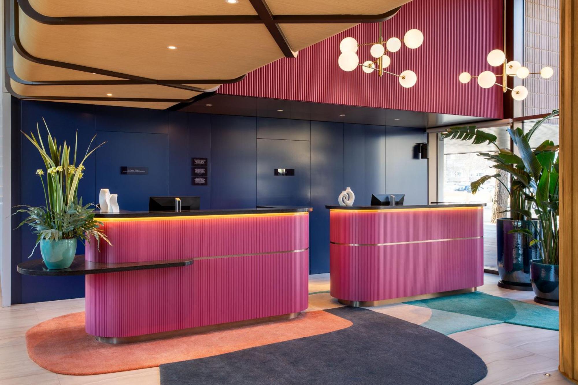 Labtwentytwo Barcelona, A Tribute Portfolio Hotel By Marriott エクステリア 写真