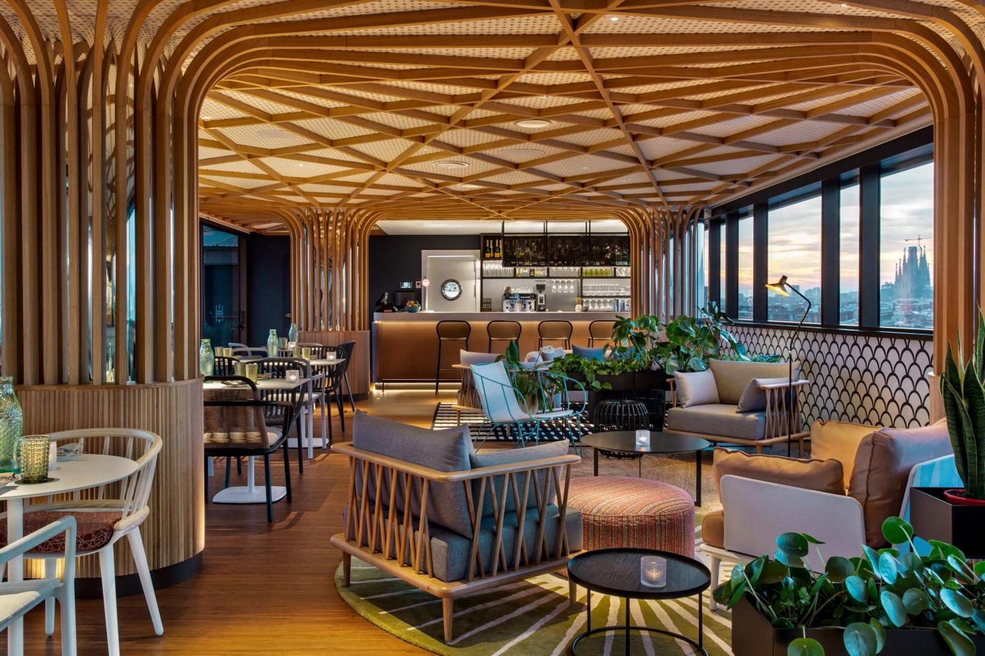 Labtwentytwo Barcelona, A Tribute Portfolio Hotel By Marriott エクステリア 写真