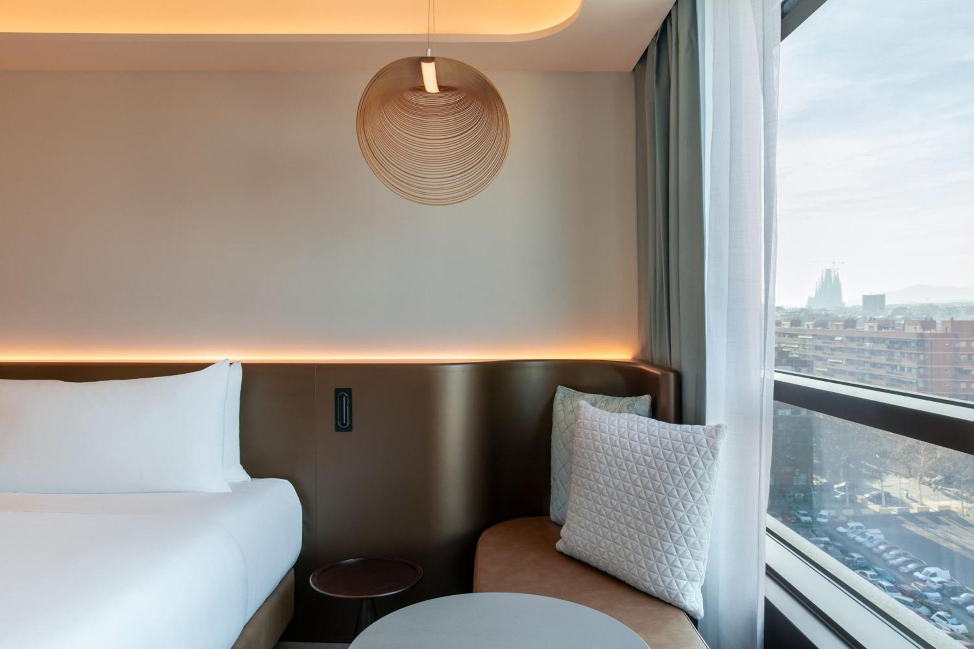 Labtwentytwo Barcelona, A Tribute Portfolio Hotel By Marriott エクステリア 写真