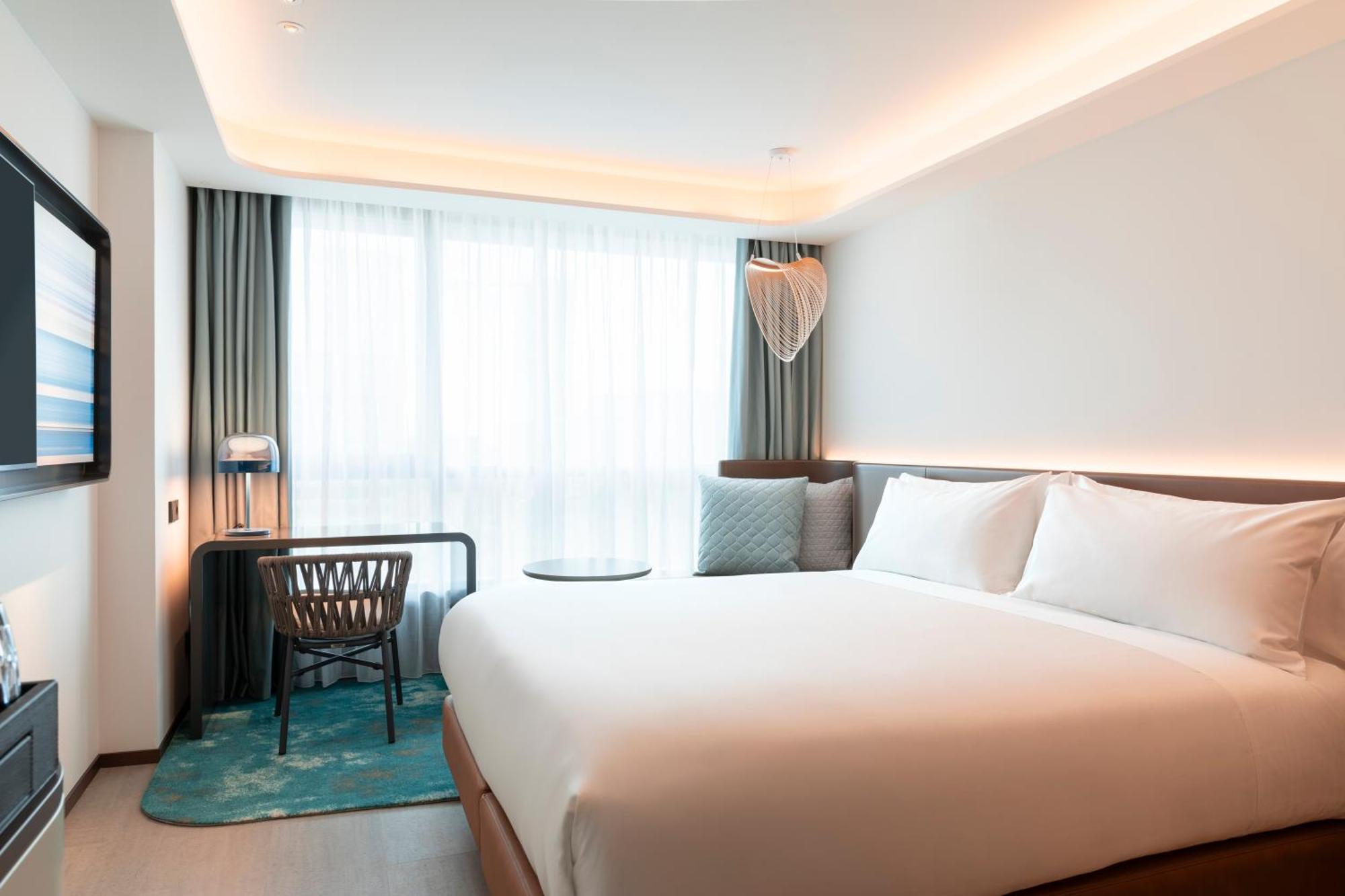 Labtwentytwo Barcelona, A Tribute Portfolio Hotel By Marriott エクステリア 写真