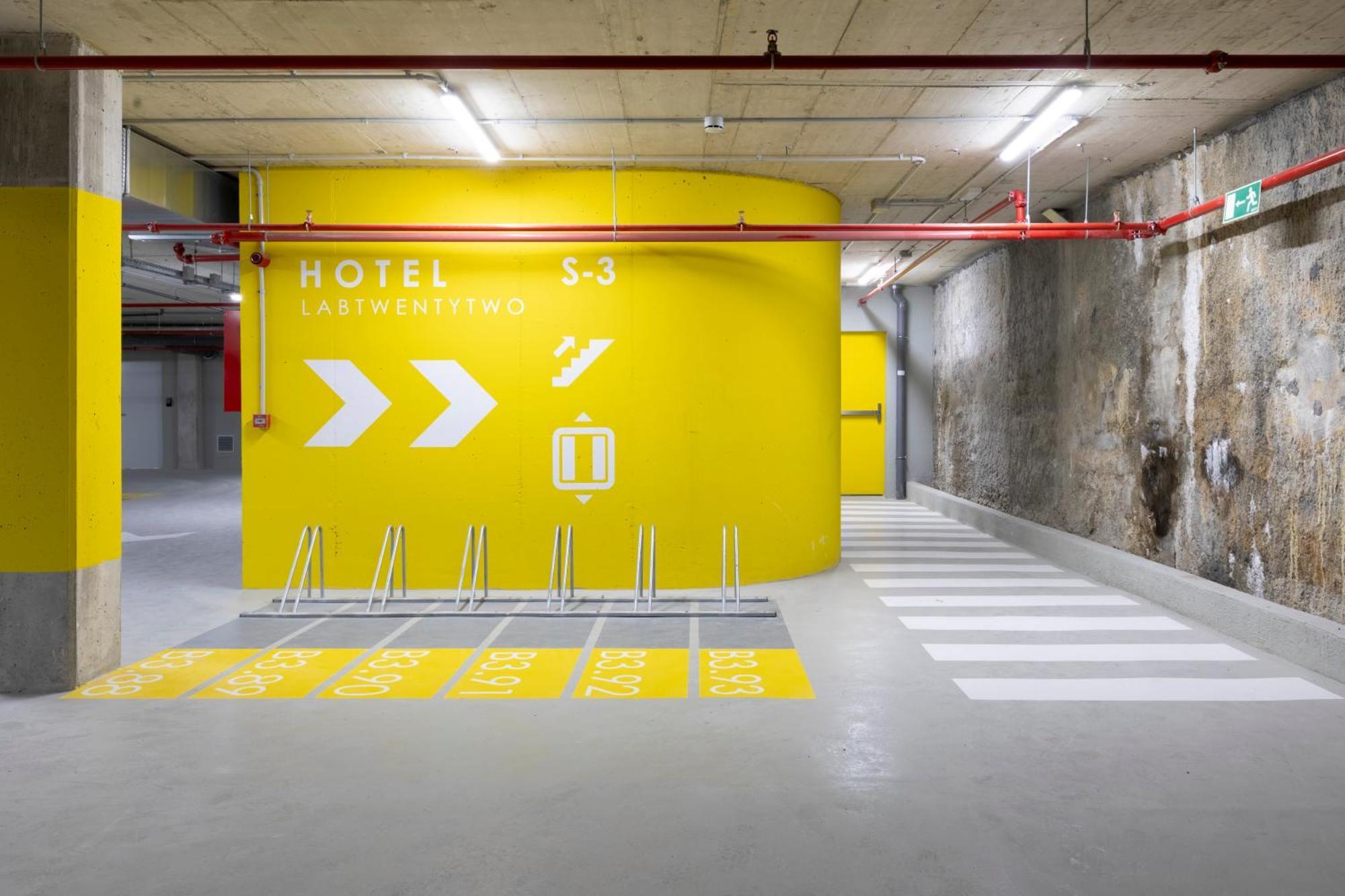 Labtwentytwo Barcelona, A Tribute Portfolio Hotel By Marriott エクステリア 写真