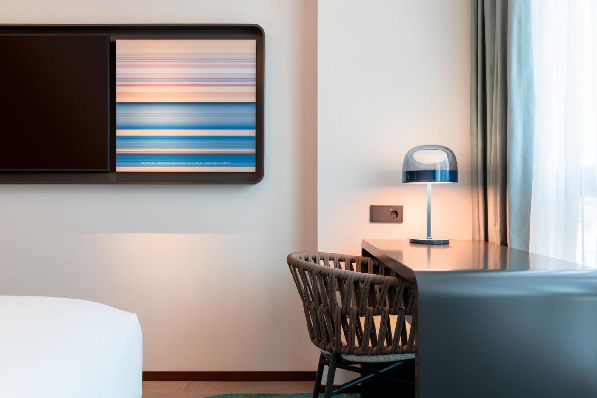 Labtwentytwo Barcelona, A Tribute Portfolio Hotel By Marriott エクステリア 写真