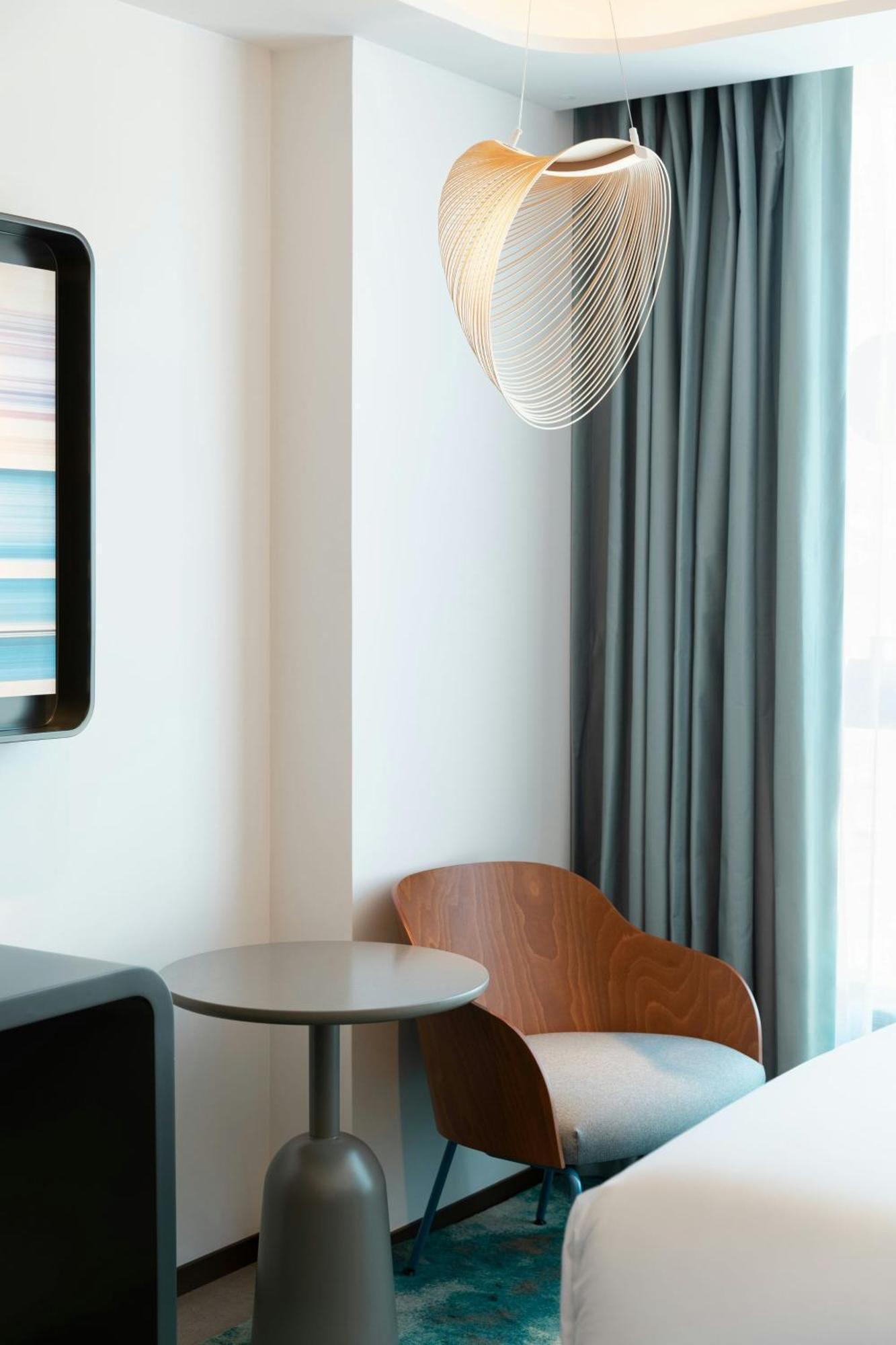 Labtwentytwo Barcelona, A Tribute Portfolio Hotel By Marriott エクステリア 写真